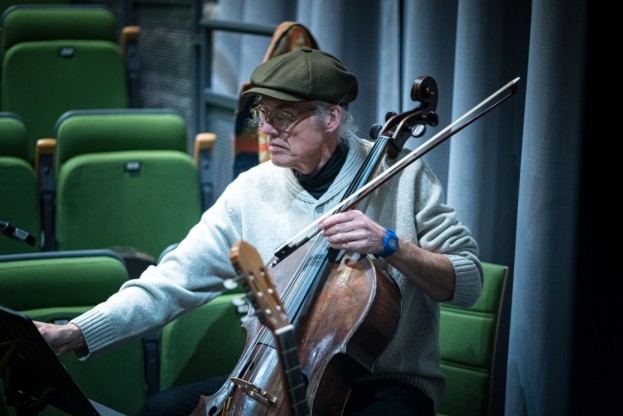 Ian Jones on cello. Photo by Tchad Blake